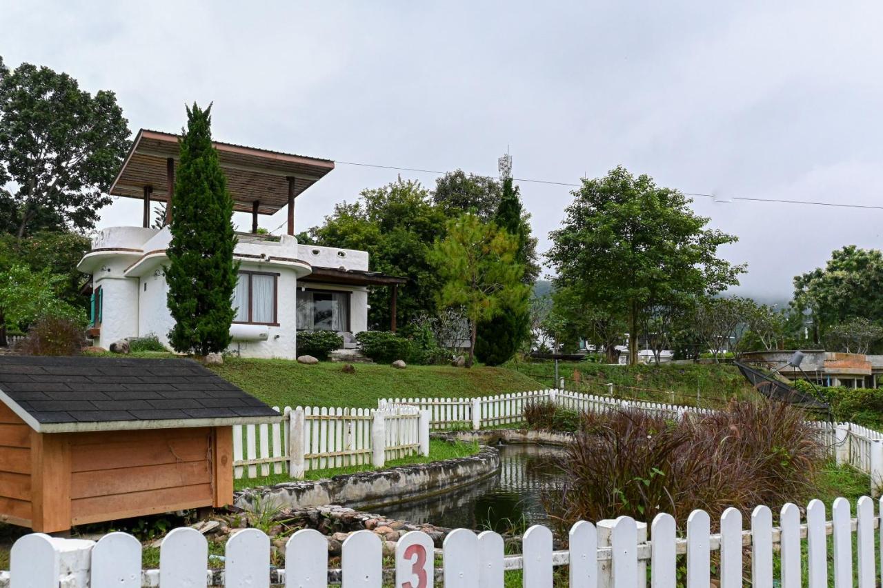 Swiss Valley Hip Resort Suan Phueng Exterior foto