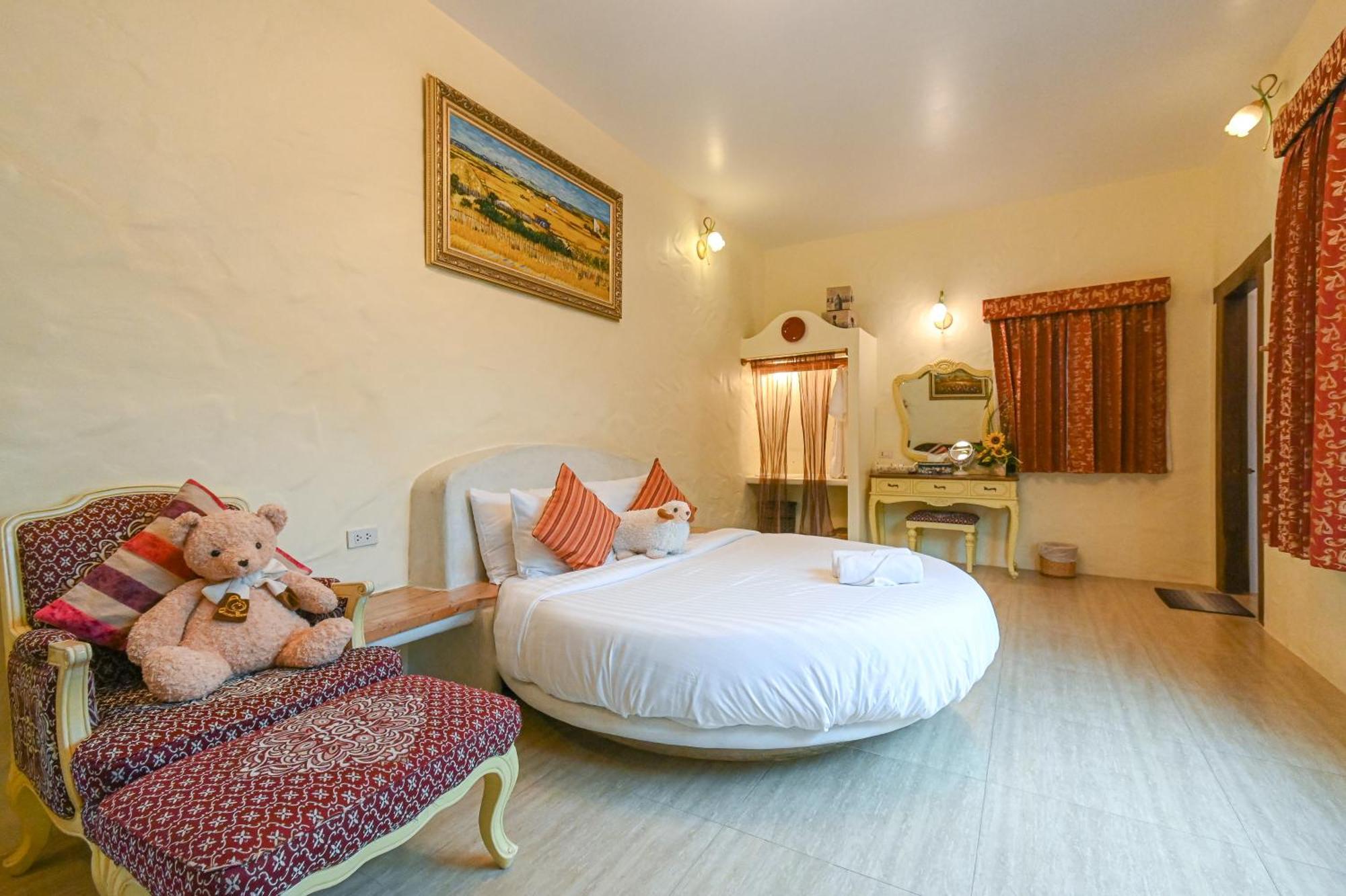 Swiss Valley Hip Resort Suan Phueng Habitación foto