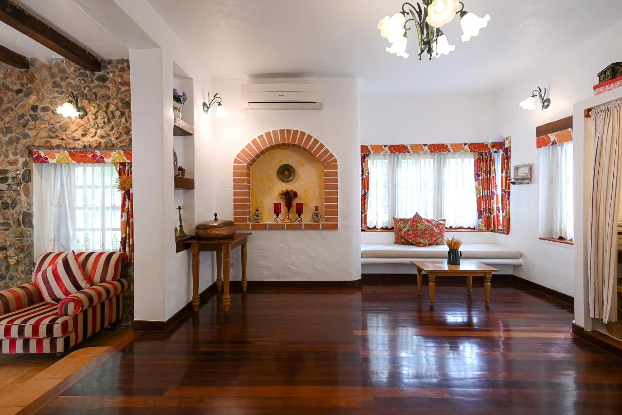 Swiss Valley Hip Resort Suan Phueng Habitación foto